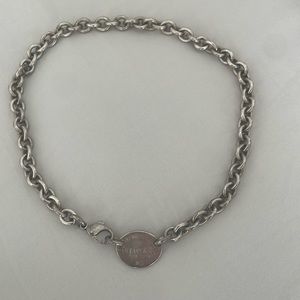 Tiffany chain link oval necklace